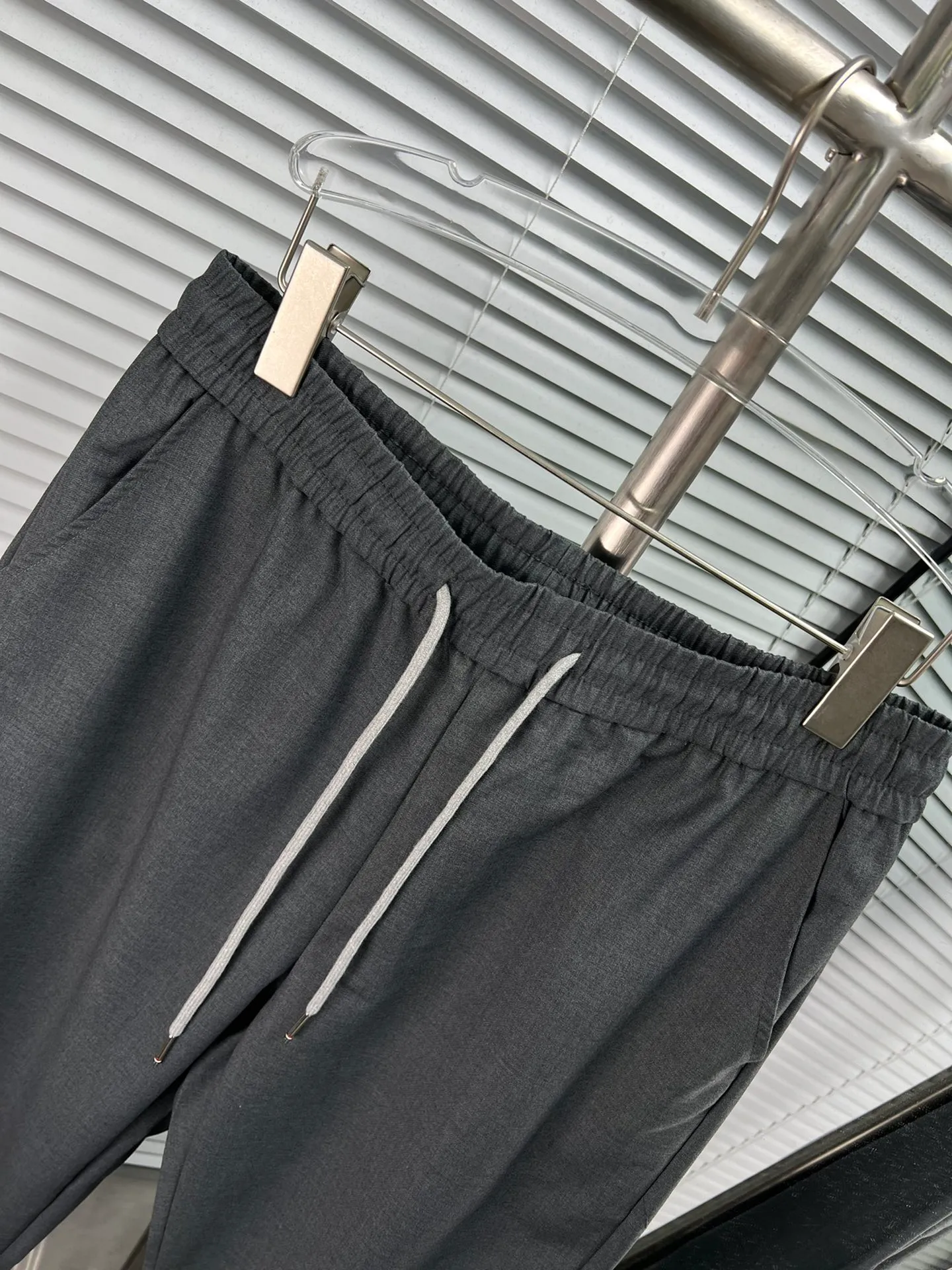 Thom Browne🇳🇱New Arrival ： ， Quality ， ，2 ， 。 Breathable( Same Style) ：Gray Blue Sizes: 12345